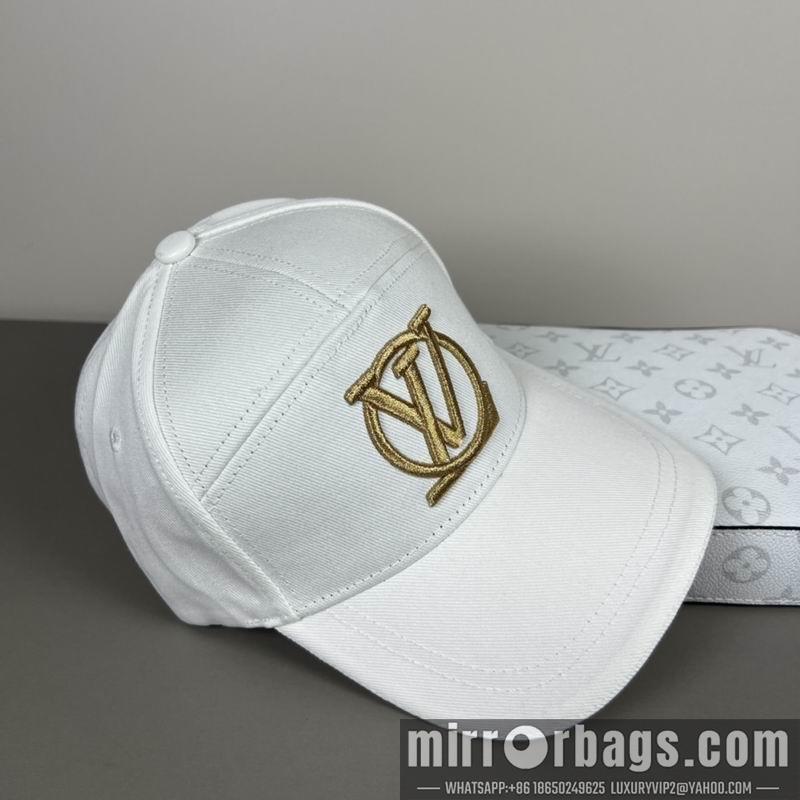 LV Hat dx44