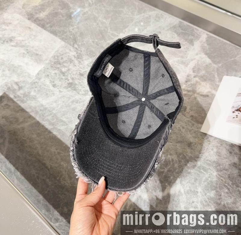 Balenciaga Hat 120447