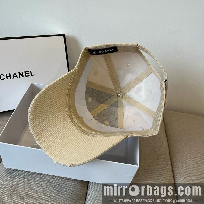 Chanel Hat dx37