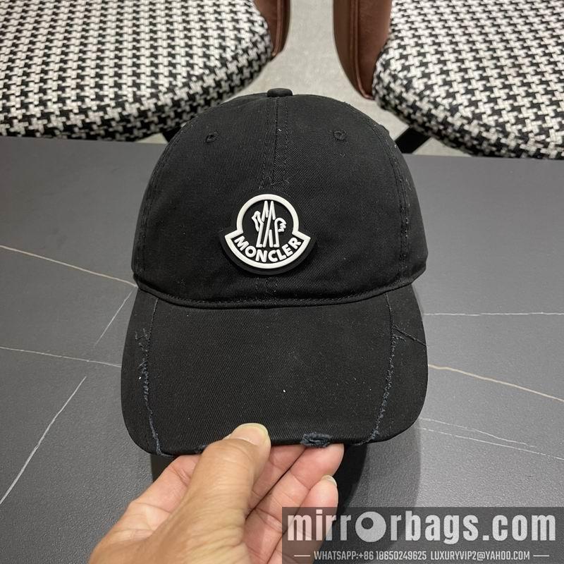 Moncler Hat 041402