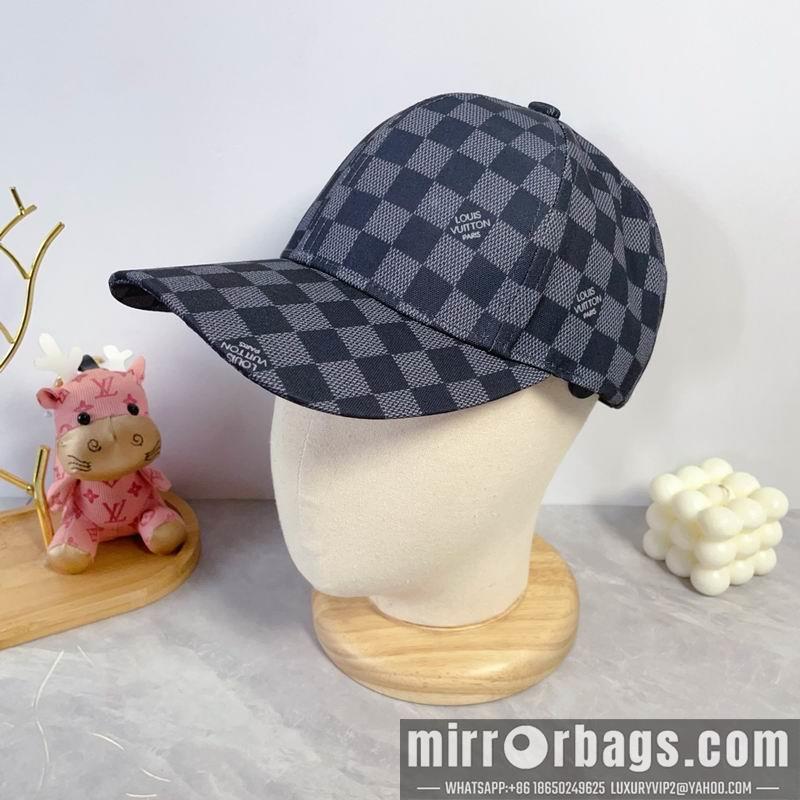 LV Hat dx85