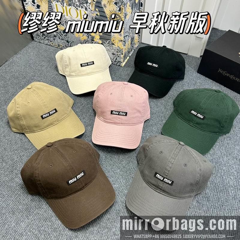 Miumiu Hat dx70