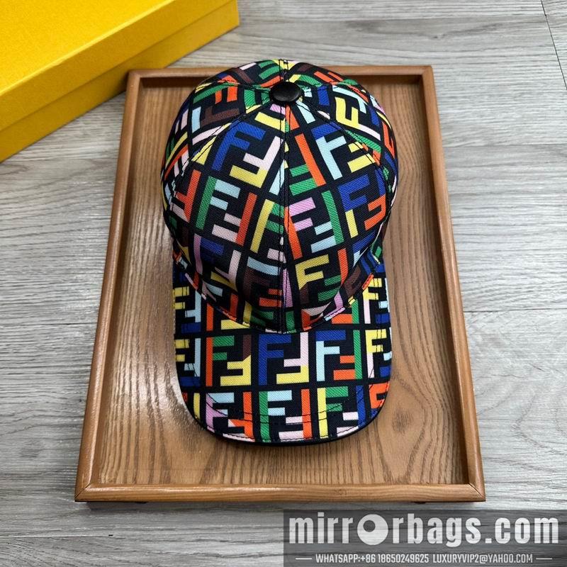 Fendi Hat dx104