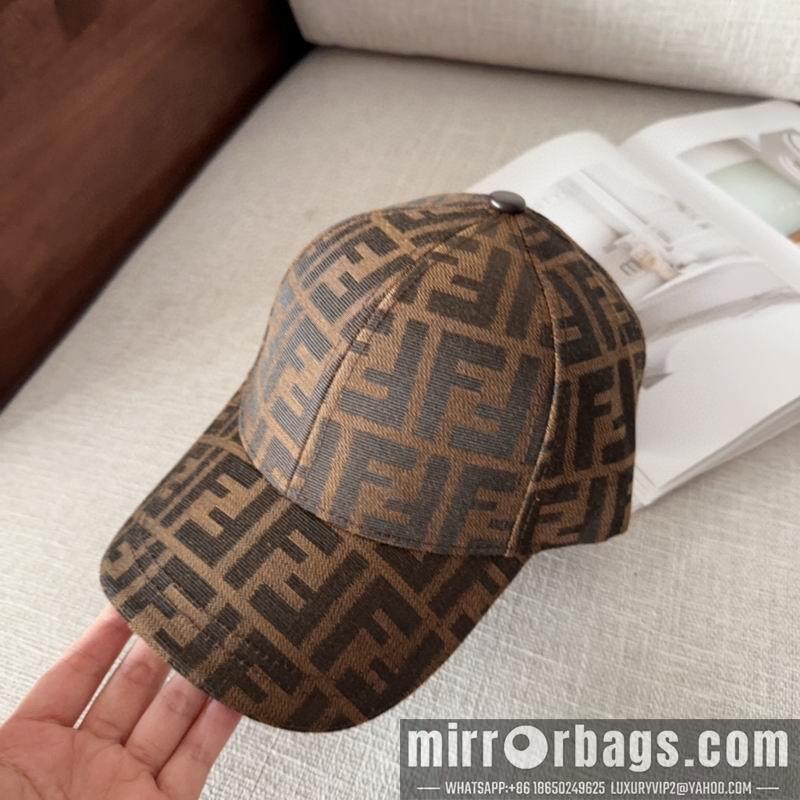 Fendi Hat dx69