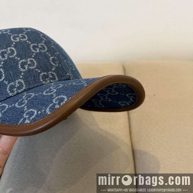 Gucci Hat dx40