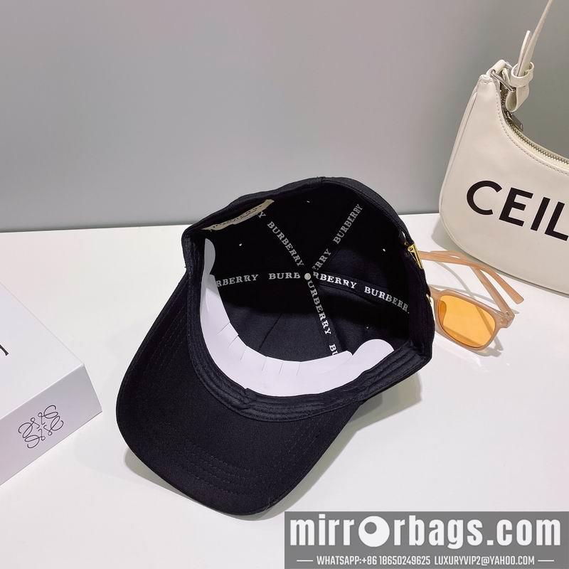 Burberry Hat 050702