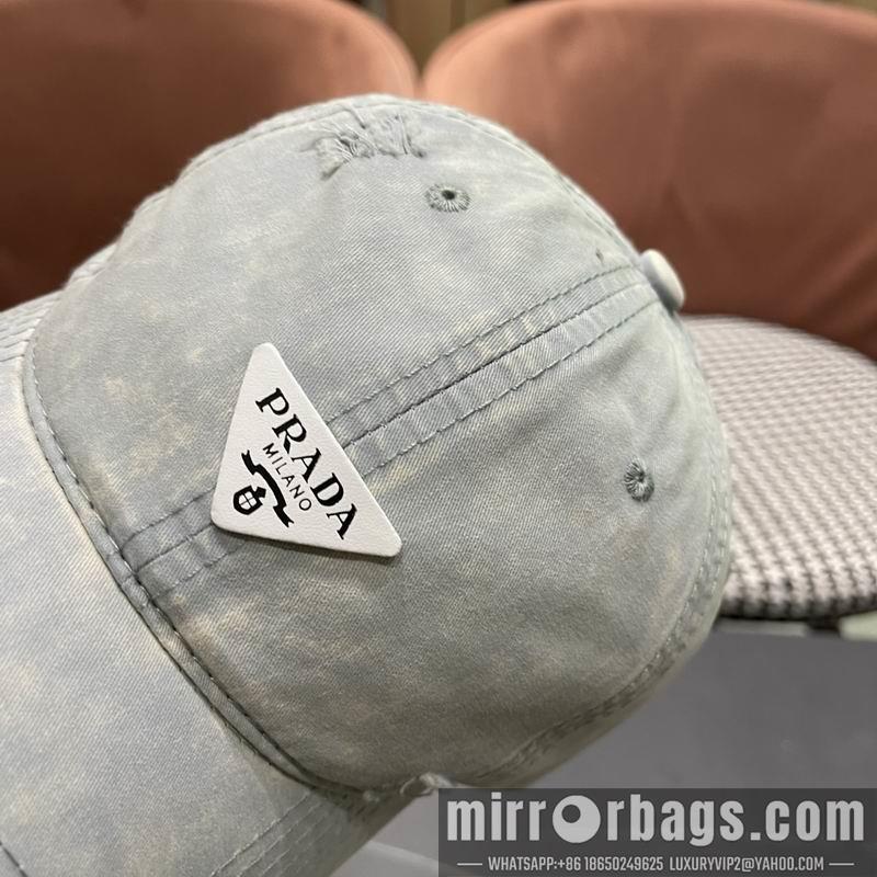 Prada Hat 040204