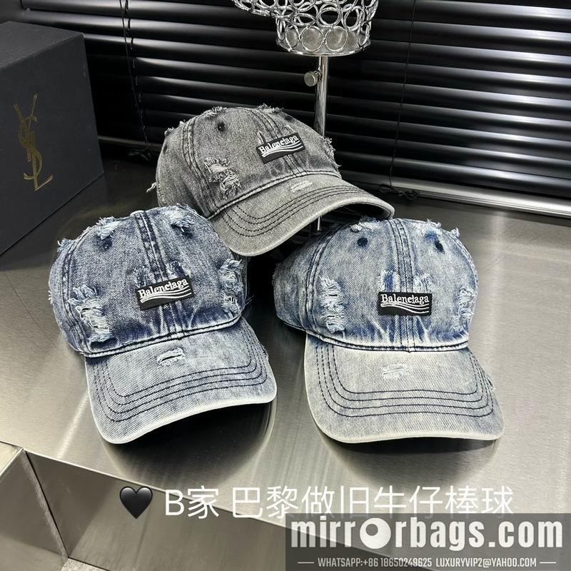 Balenciaga Hat dx28
