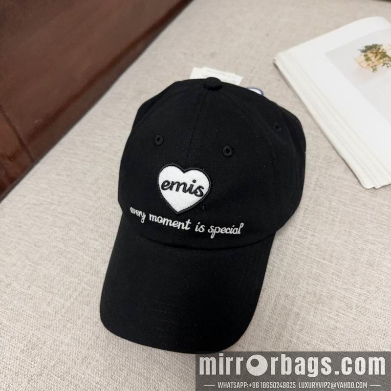 Emis Hat dx06