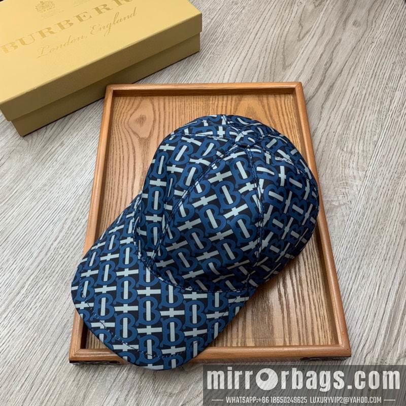 Burberry Hat33