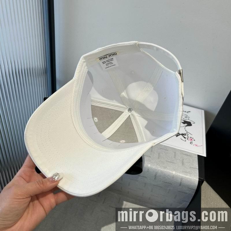 Miumiu Hat dx05