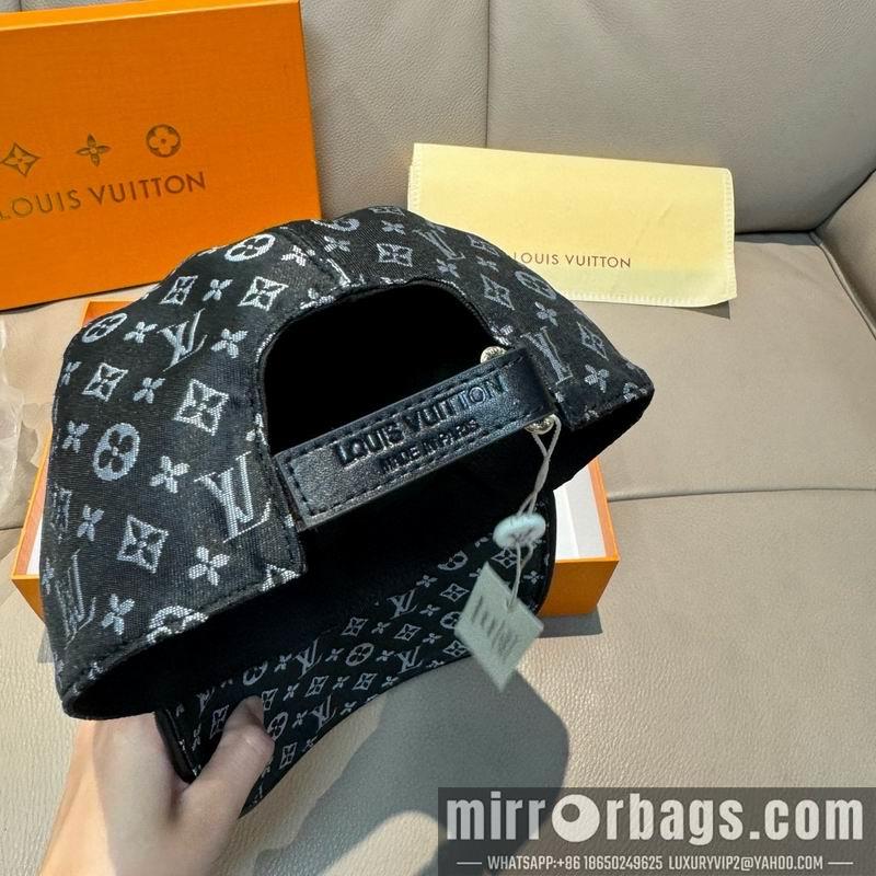 LV Hat dx119