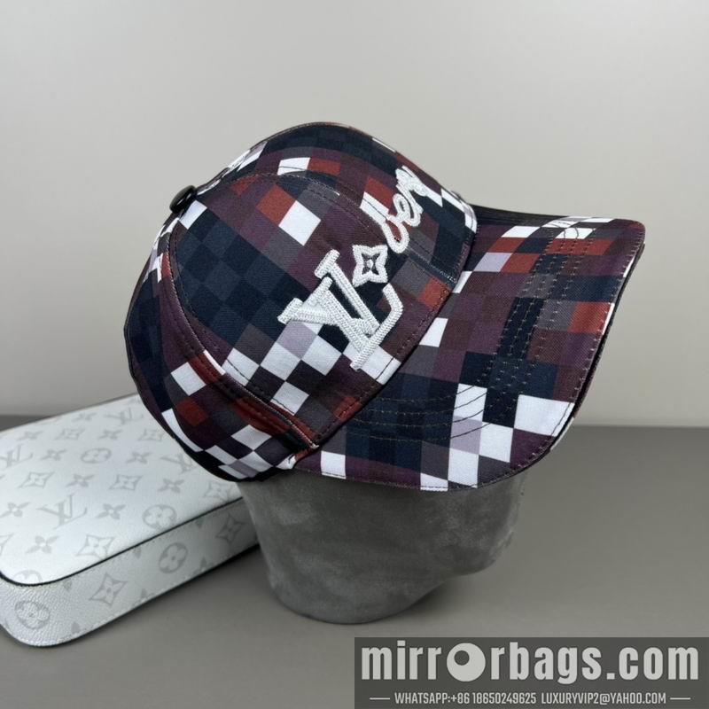 LV Hat dx69