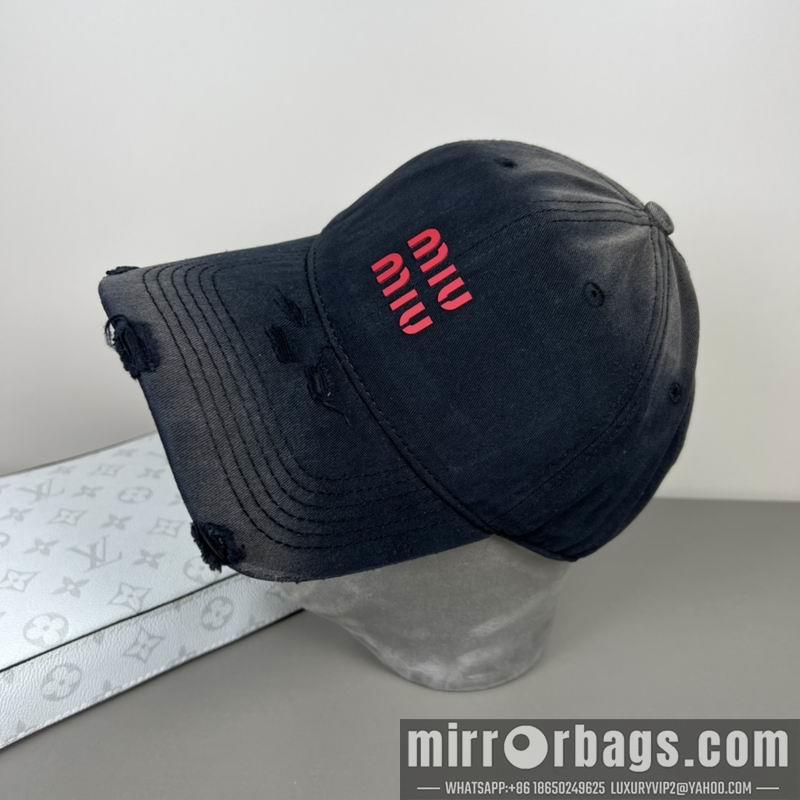 Miumiu Hat dx44