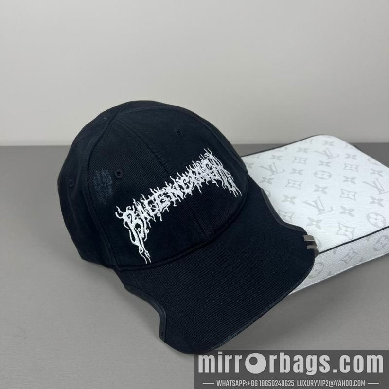 Balenciaga Hat dx05