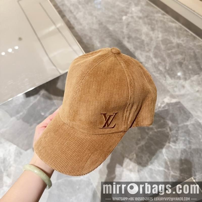 LV Hat 082603