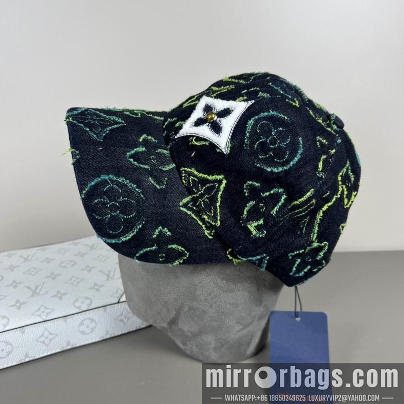 LV Hat dx24