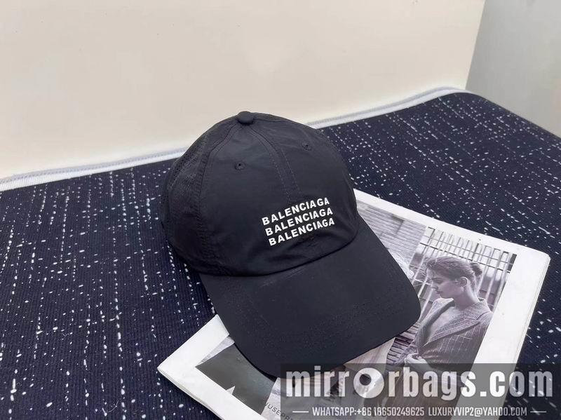 Balenciaga Hat dx107