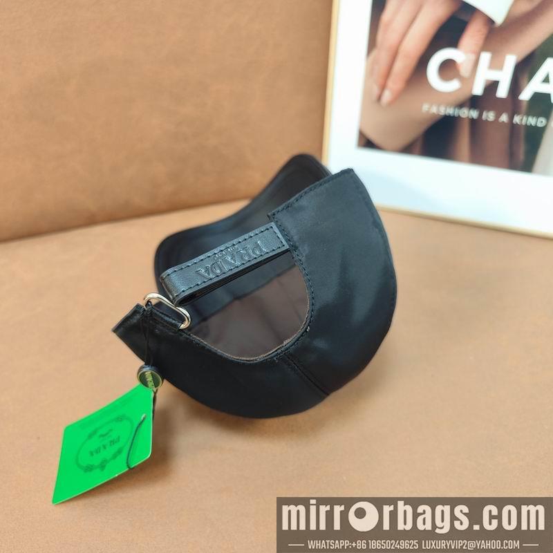 Prada Hat dx36