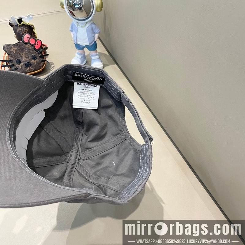 Balenciaga Hat 081401