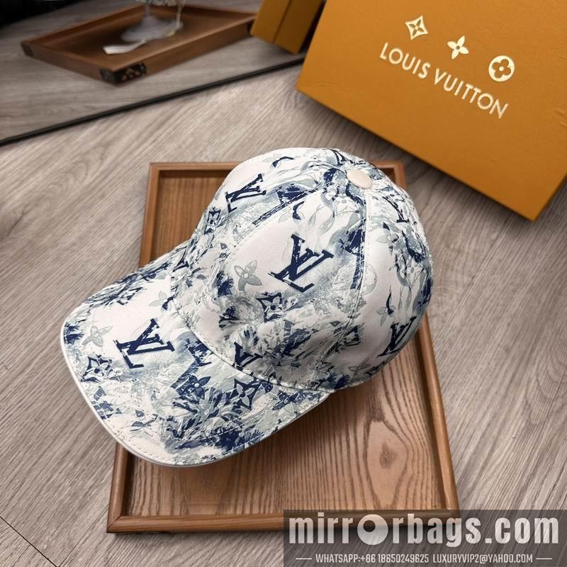 LV Hat dx44