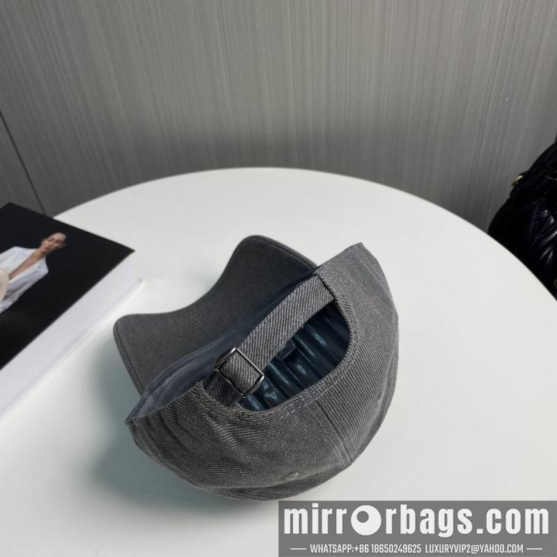 Balenciaga Hat 091402