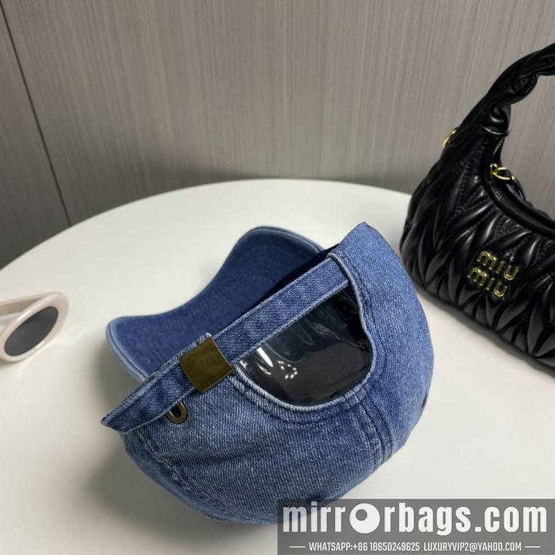 Celine Hat dx40