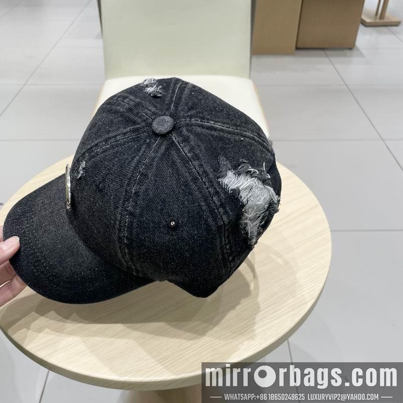 Other Hat 041404