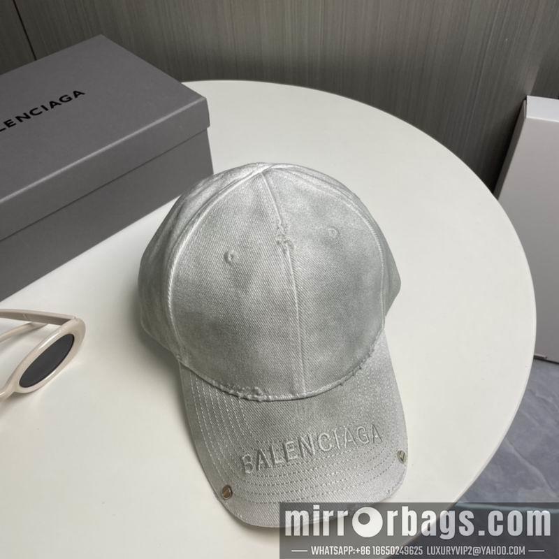 Balenciaga Hat 010201