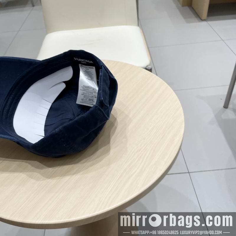 Balenciaga Hat 041403