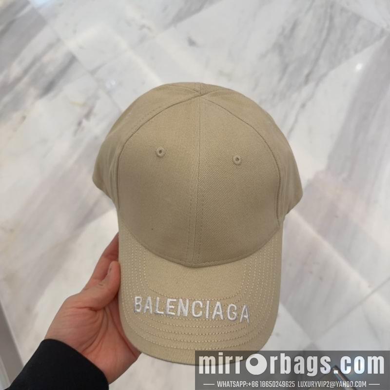 Balenciaga Hat dx75