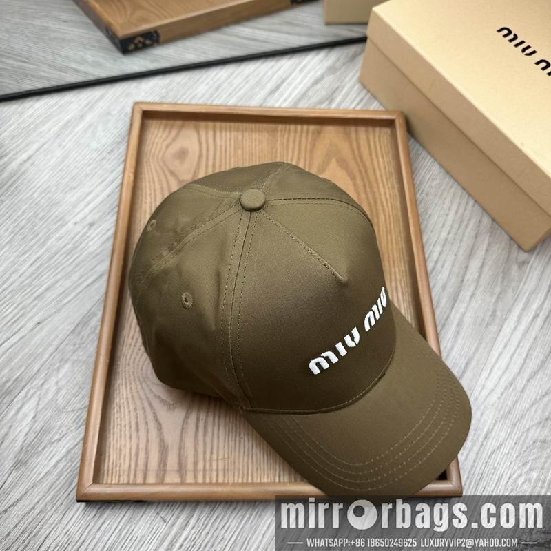 Miumiu Hat dx60