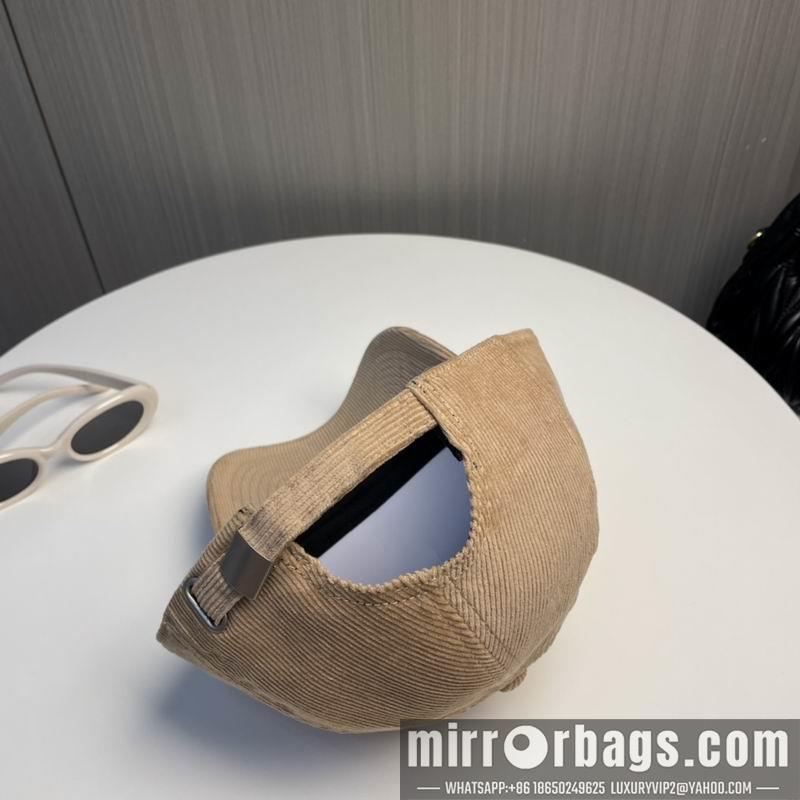 Celine Hat dx135