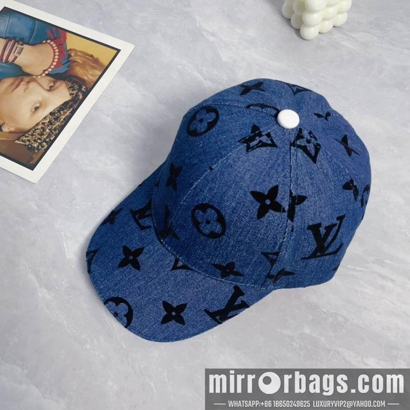 LV Hat dx32