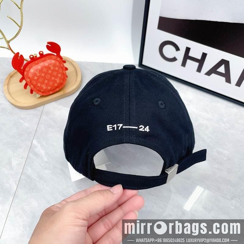 Emis Hat dx04