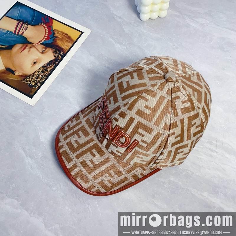 Fendi Hat dx45