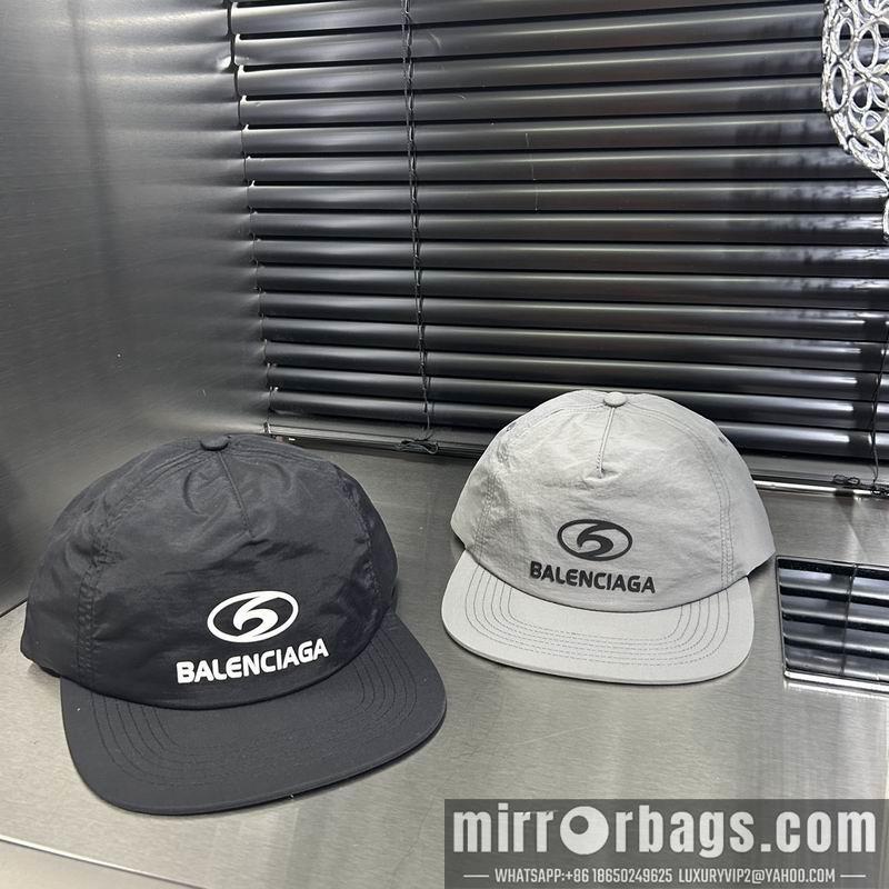 Balenciaga Hat dx02
