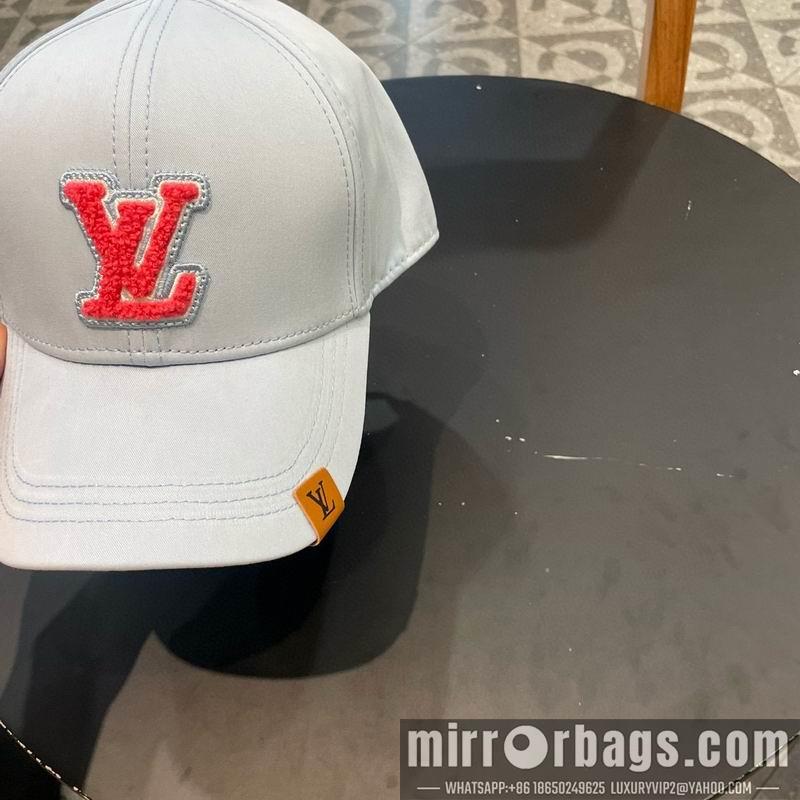 LV Hat 072303