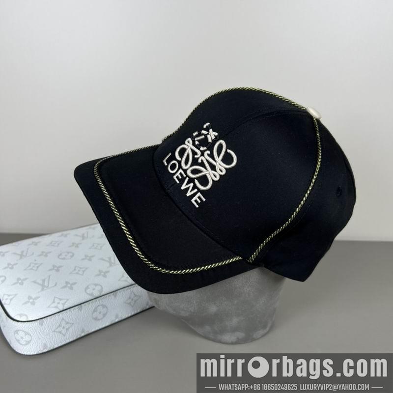 Loewe Hat dx47