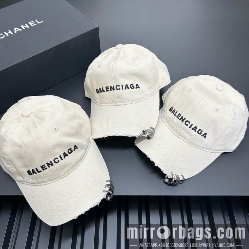 Balenciaga Hat dx19