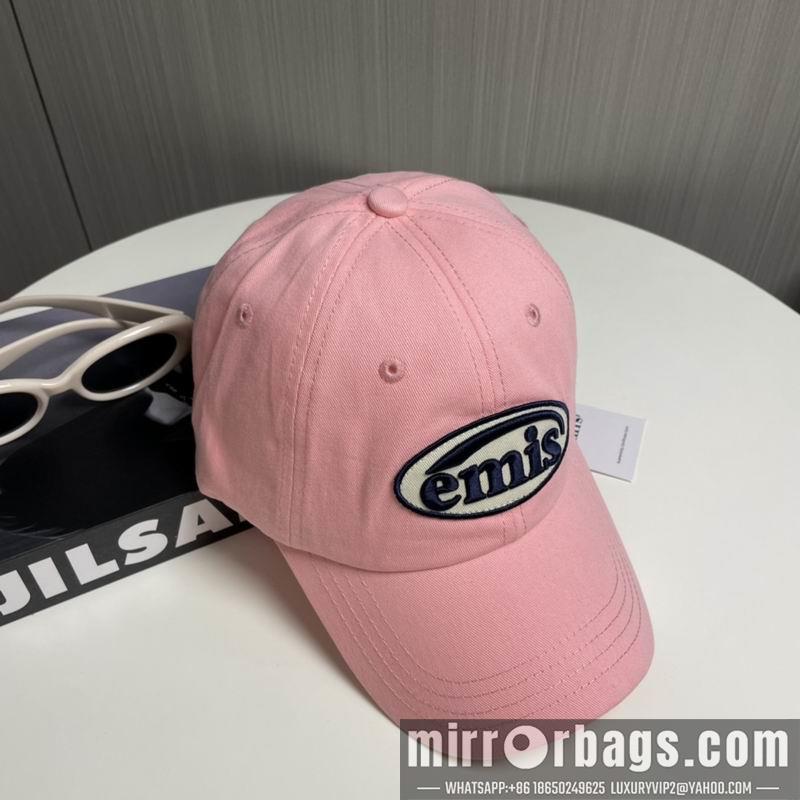 Emis Hat 121401