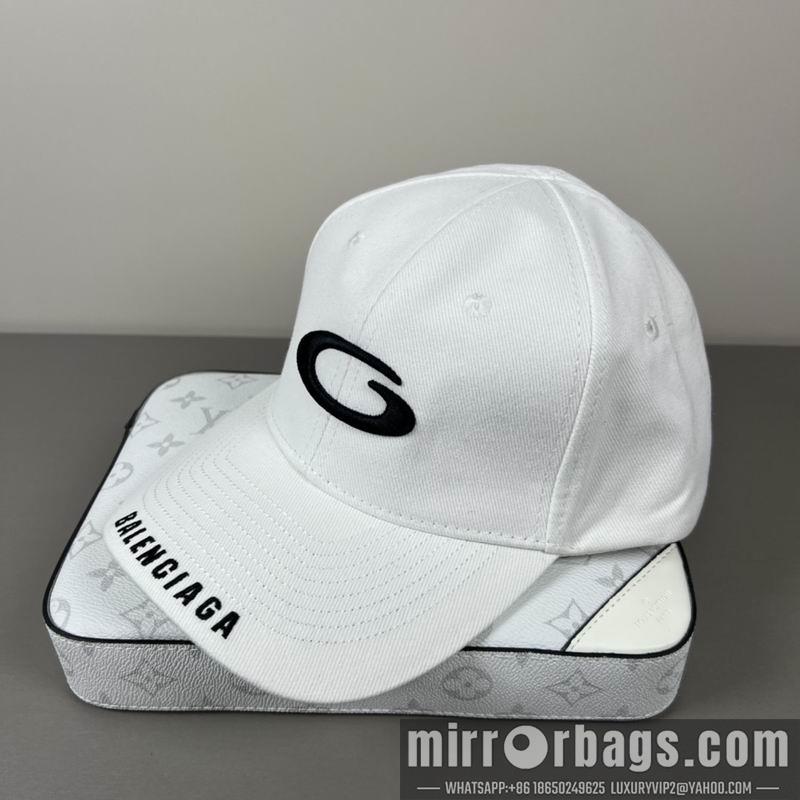 Balenciaga Hat dx06