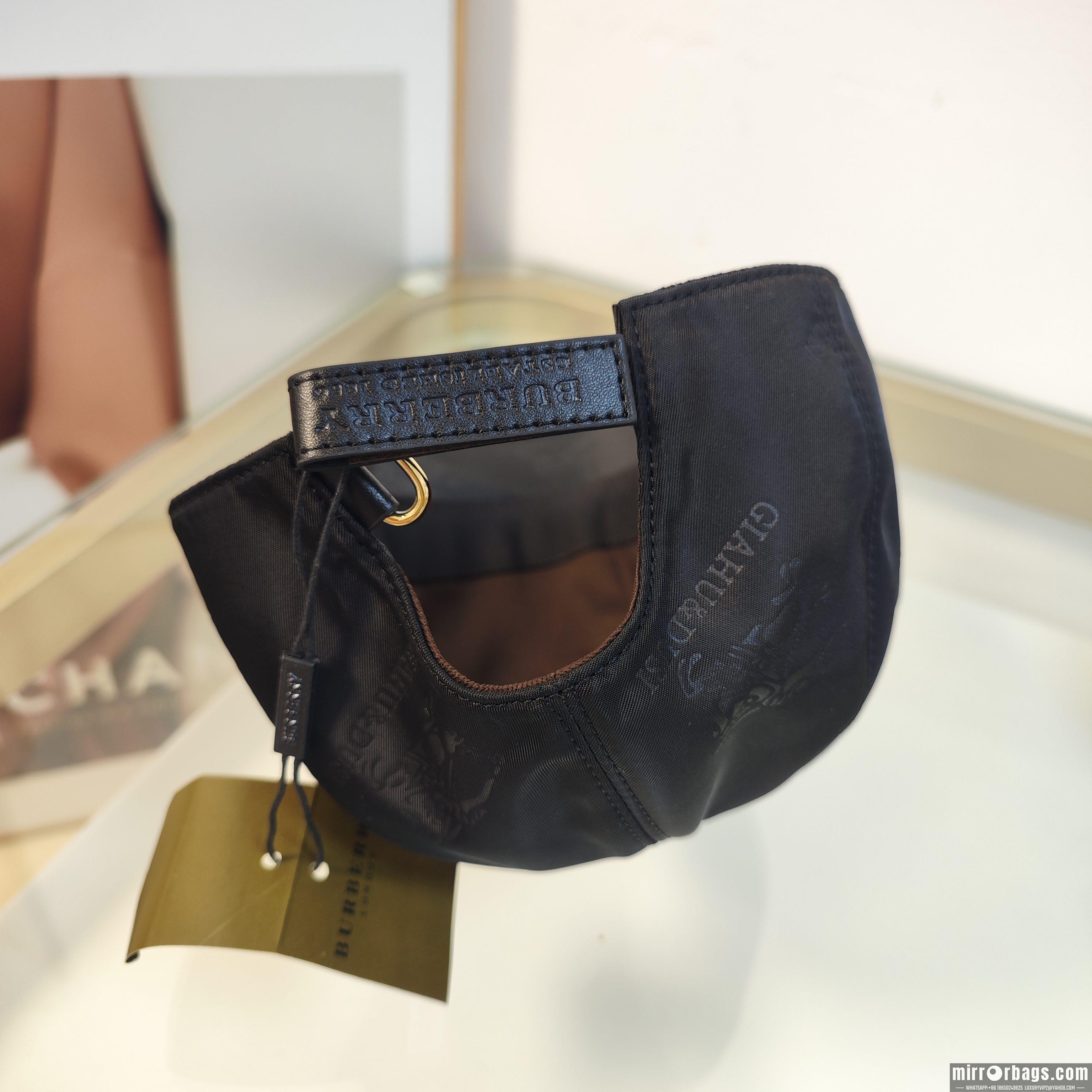 Burberry Hat dx62