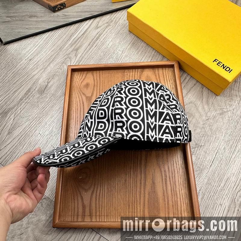 Fendi Hat dx102