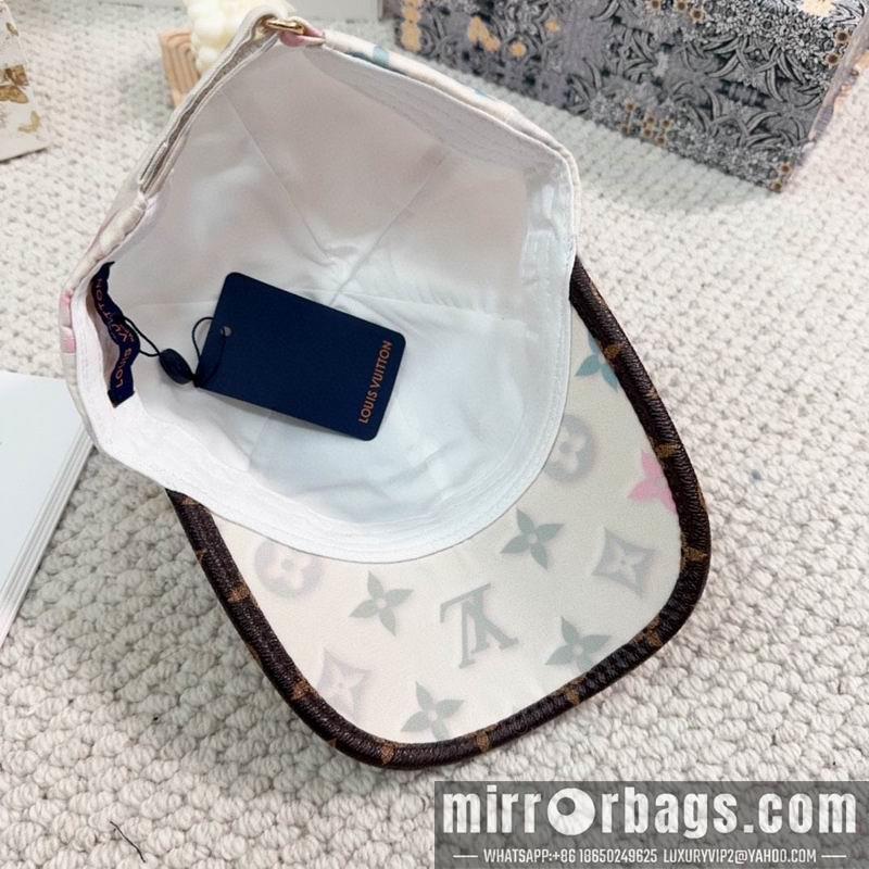 LV Hat 122115