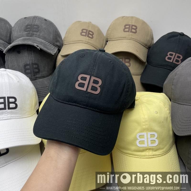 Balenciaga Hat dx60