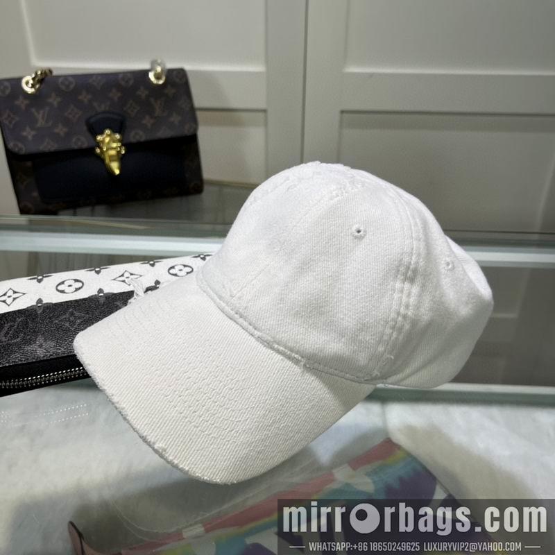 Balenciaga Hat dx63