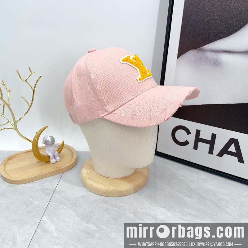 LV Hat dx158