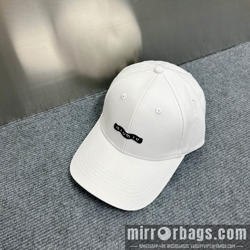 Miumiu Hat dx76