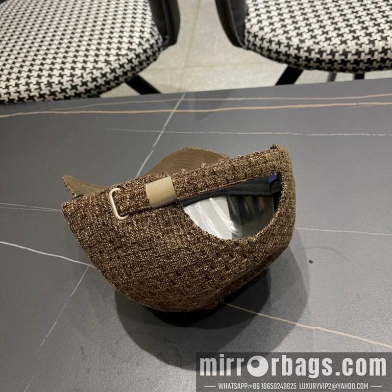 LV Hat 010901